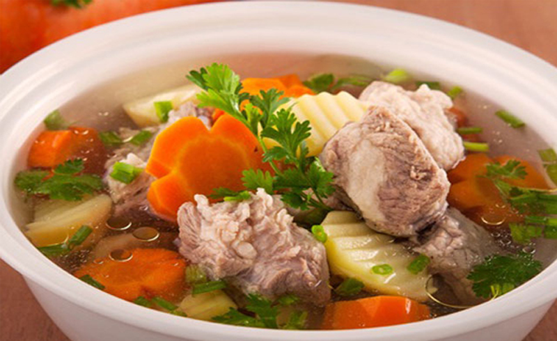 Cách nấu canh sườn thơm ngọt tự nhiên hấp dẫn, ai cũng làm được