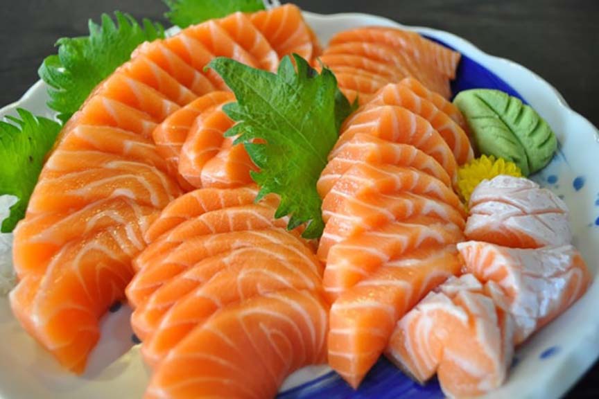 Ăn cá hồi có tốt cho sức khỏe không?