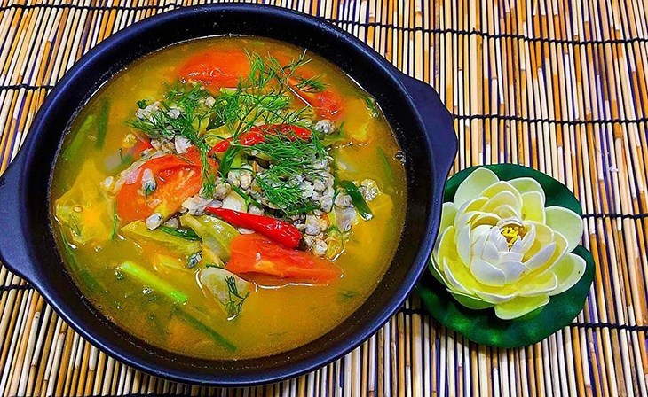 Canh hến