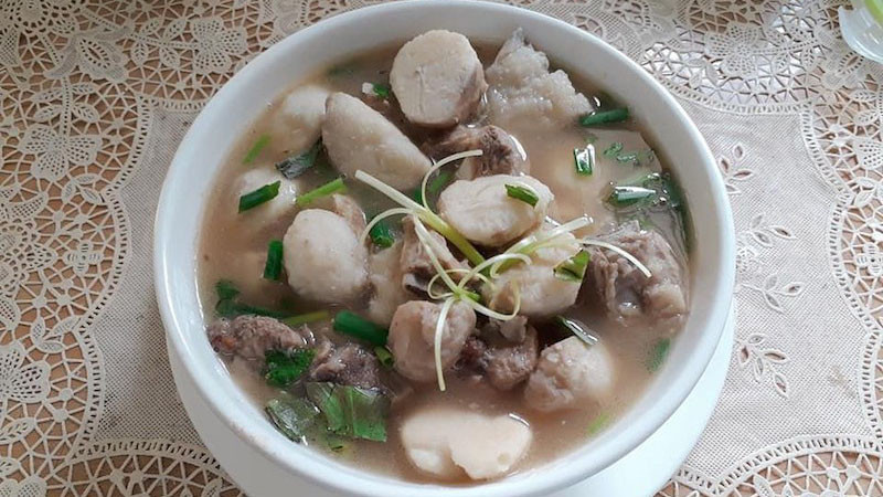 Canh khoai môn