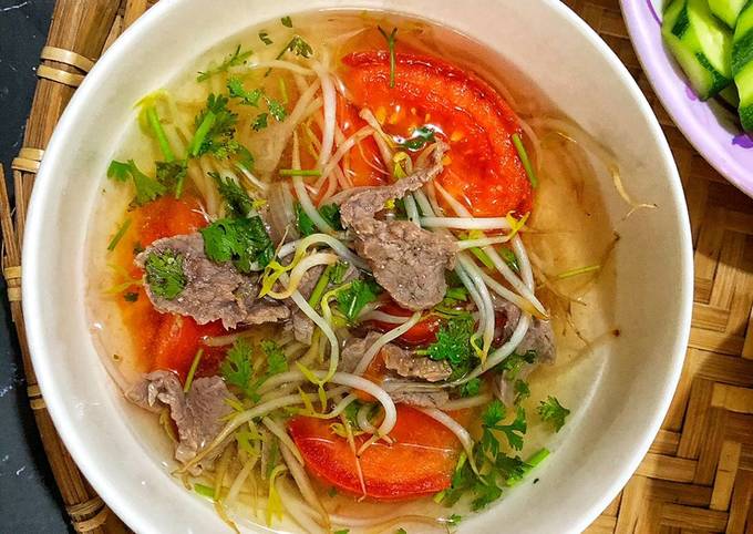 Cách nấu canh thịt bò cà chua thơm ngon tại nhà