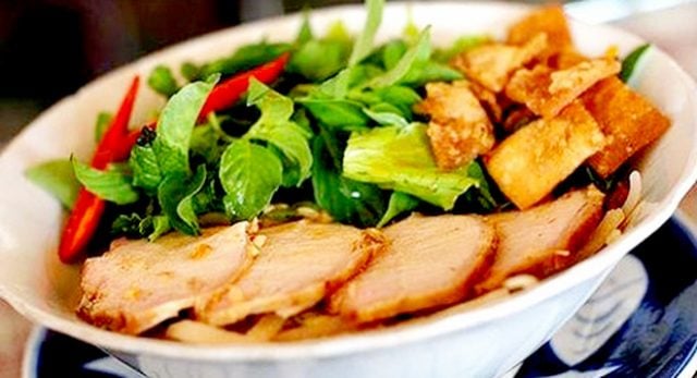 Cao lầu là gì? Cao lầu, cao lầu và mì quảng khác nhau như thế nào
