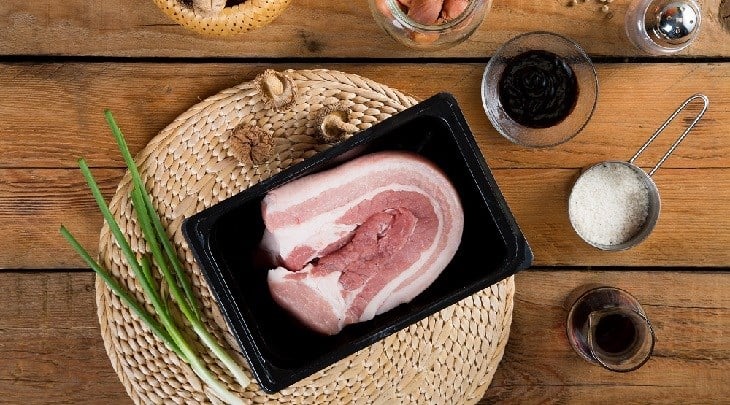 Cách rán thịt lợn giòn bì ngon tại nhà