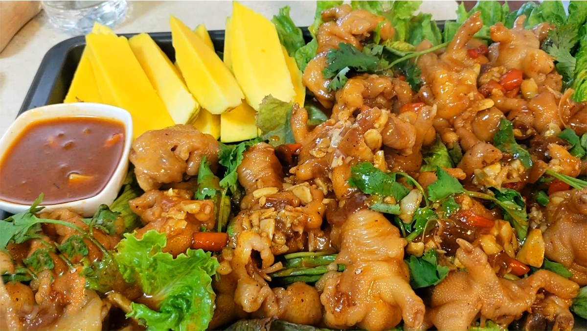 Chân gà rút xương làm món gì ngon? Cách làm chân gà rút xương