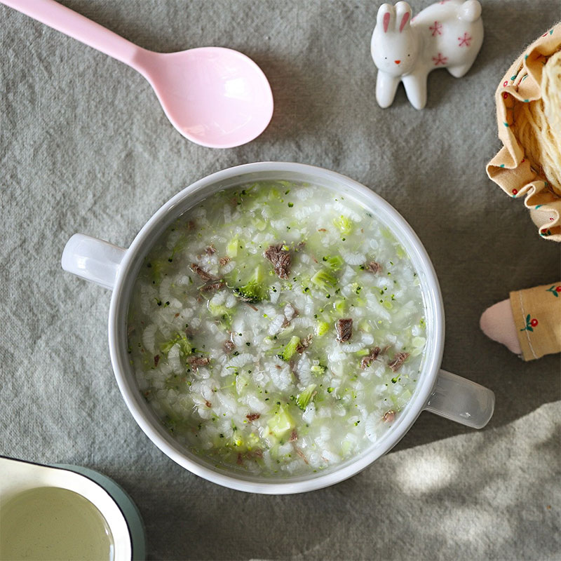 Cháo thịt bò với bí xanh