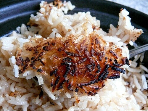 Cần làm gì khi nấu cơm bị sống, nhão, hay khê?