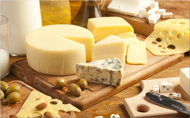 Cho trẻ ăn nhiều phô mai có tốt cho sức khỏe không?