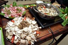 Cách nấu lẩu nấm ngon miệng dễ làm cho buổi tụ họp