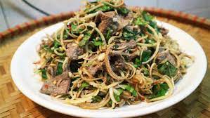 Cách làm gỏi bắp chuối (hoa chuối) giòn thơm thanh mát tại nhà