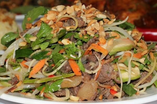 Bắp bò nấu gì ngon? Những món ngon từ bắp bò hấp dẫn dễ làm tại nhà