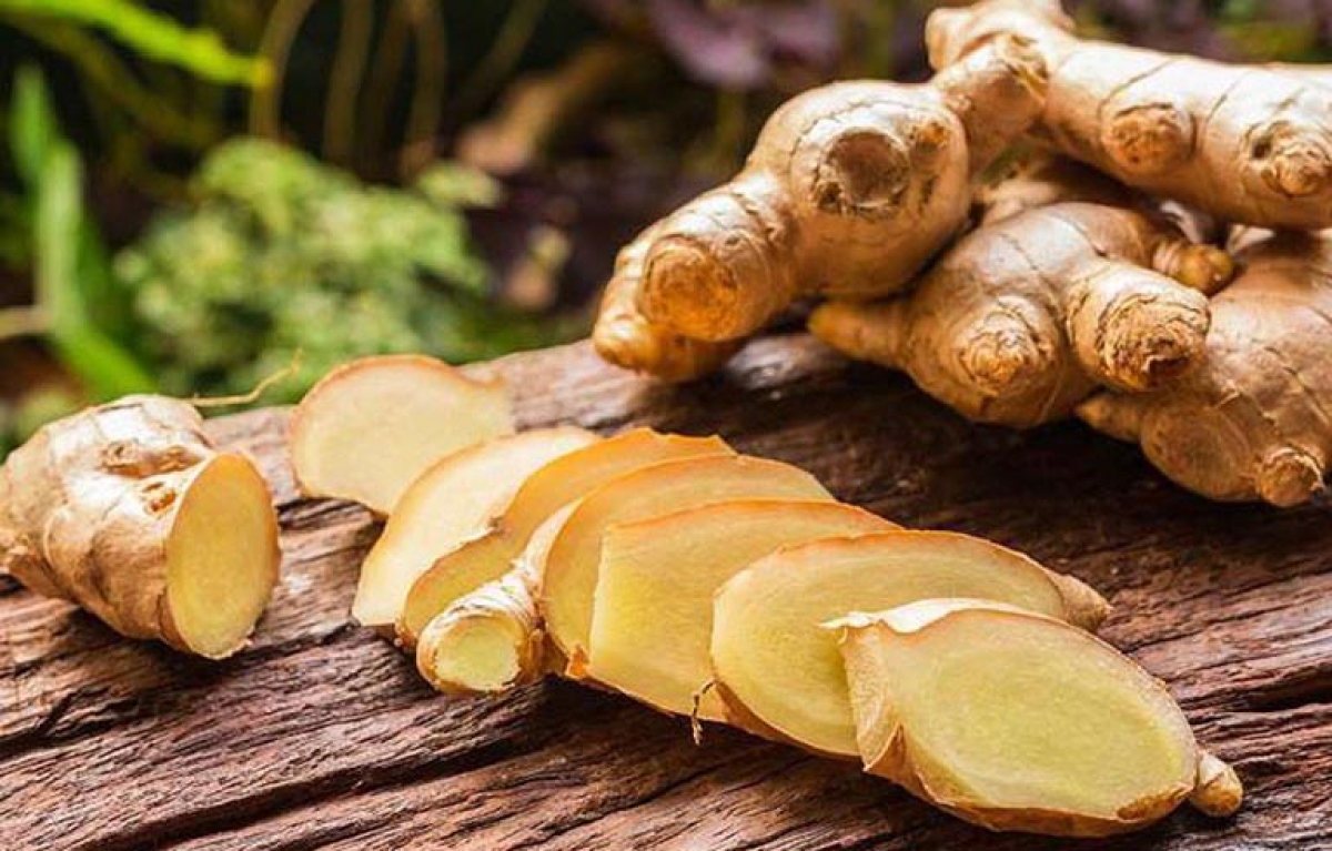 Vì sao nên bắt đầu buổi sáng với 1 lát gừng tươi?