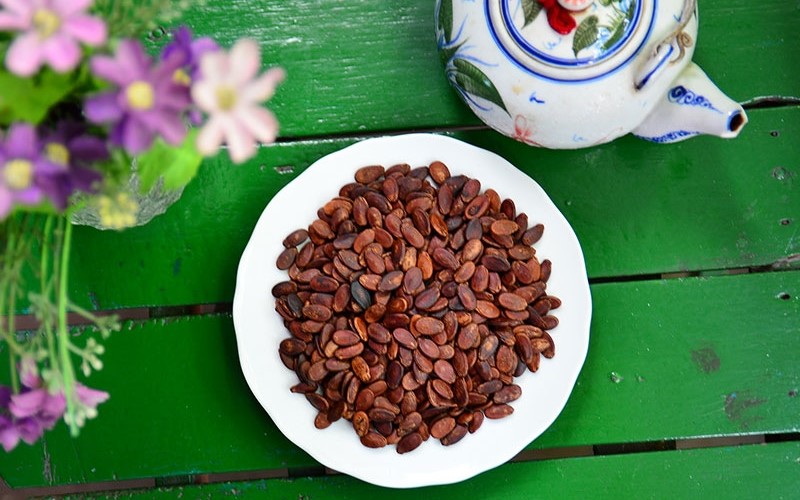 Ăn hạt dưa có tốt hay không theo kinh nghiệm dân gian?