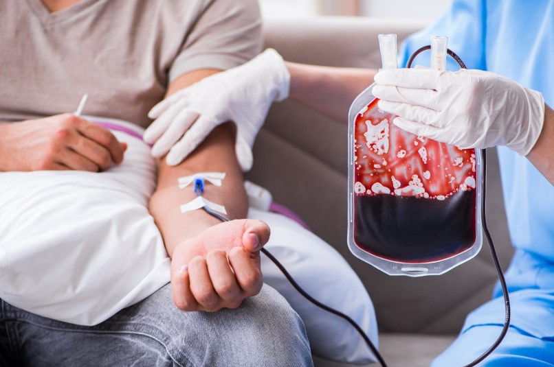 Sau khi đi hiến máu nên và không nên ăn gì để không bị tăng cân?