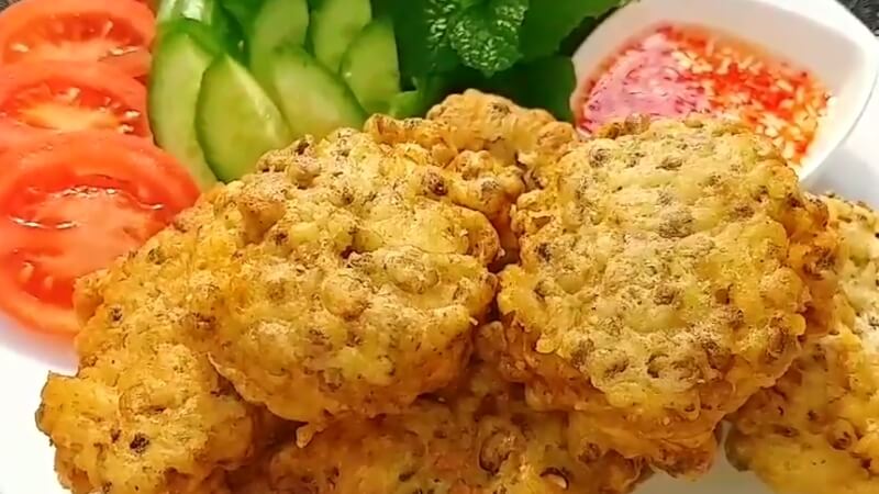 Bánh hến chiên giòn