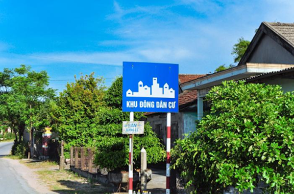 Trong khu vực đông dân cư tốc độ tối đa ô tô, xe máy là bao nhiêu?