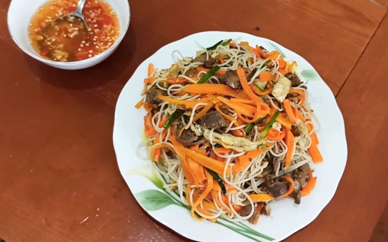 Tổng hợp các cách làm bún xào thơm ngon hấp dẫn dễ làm