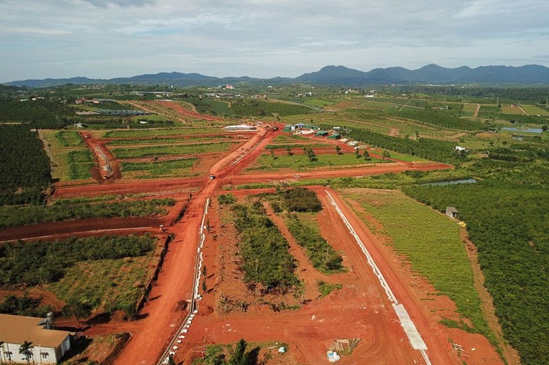 Vi phạm quản lý đất đai là gì?