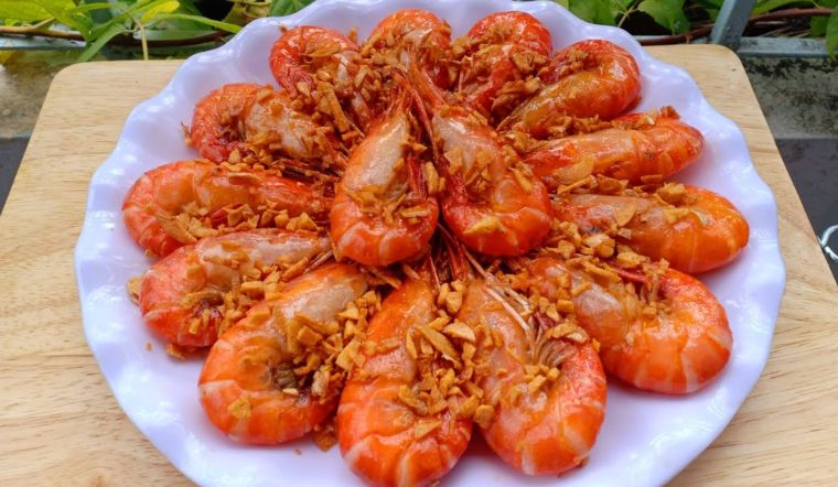 Tôm càng xanh sốt bơ tỏi