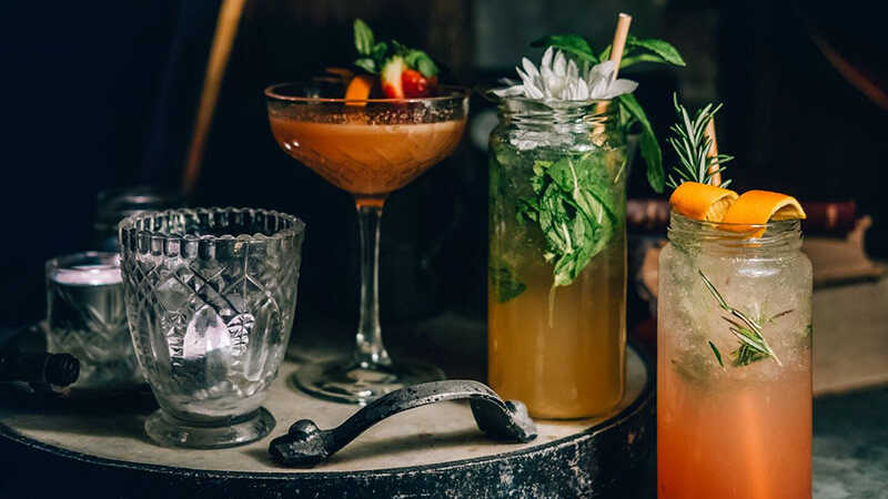 Mocktail là gì? Mách bạn cách phân biệt mojito, cocktail và mocktail