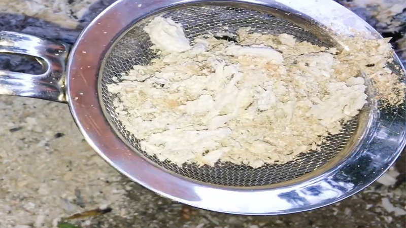 Nước tro tàu là gì? Công dụng của Nước tro tàu theo dân gian