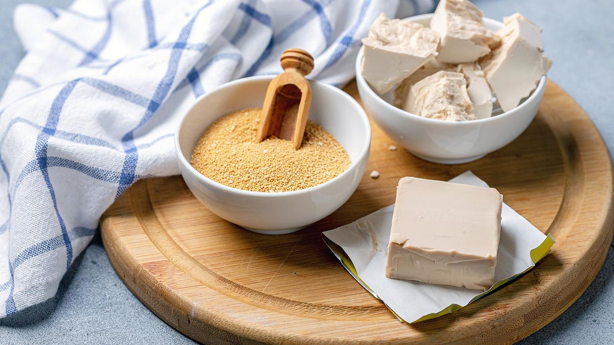 Phân biệt các loại men nở, bột nở, muối nở trong làm bánh đơn giản