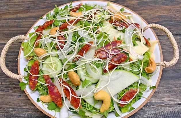 Lượng calo có trong các loại salad là bao nhiêu?