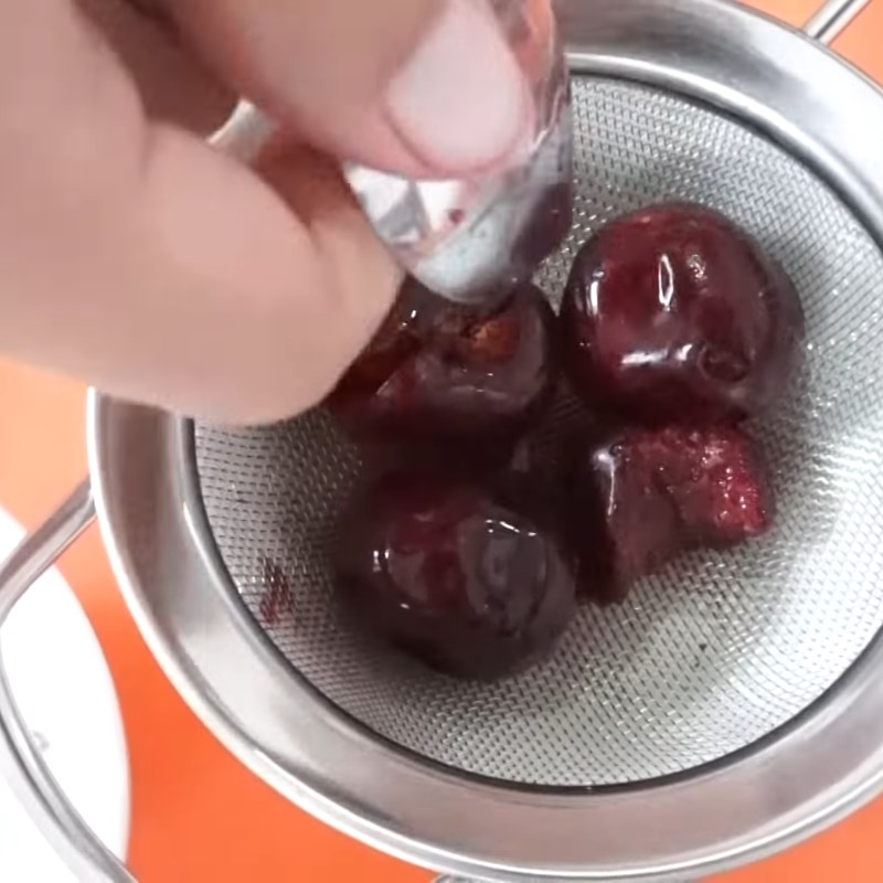 Những cách làm son môi bằng trái cây, hoa quả đơn giản, an toàn