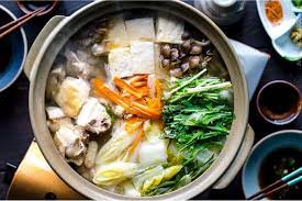 Hướng dẫn cách nấu lẩu gà nấm thơm ngon