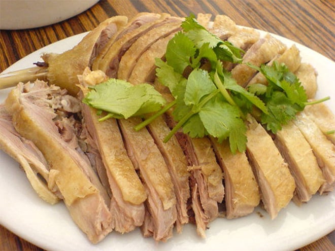 Bí quyết luộc thịt ngan mềm, thơm ngon như ngoài hàng không phải ai cũng biết