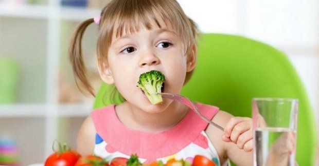 Các nhóm chất dinh dưỡng cần thiết cho bé đầy đủ nhất