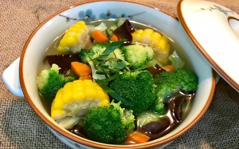 Thực đơn mâm cỗ chay cúng mùng 1 Tết đơn giản dễ làm hấp dẫn