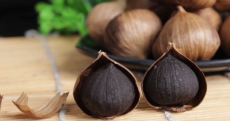 Cách chọn mua và sử dụng tỏi đen hiệu quả nhất