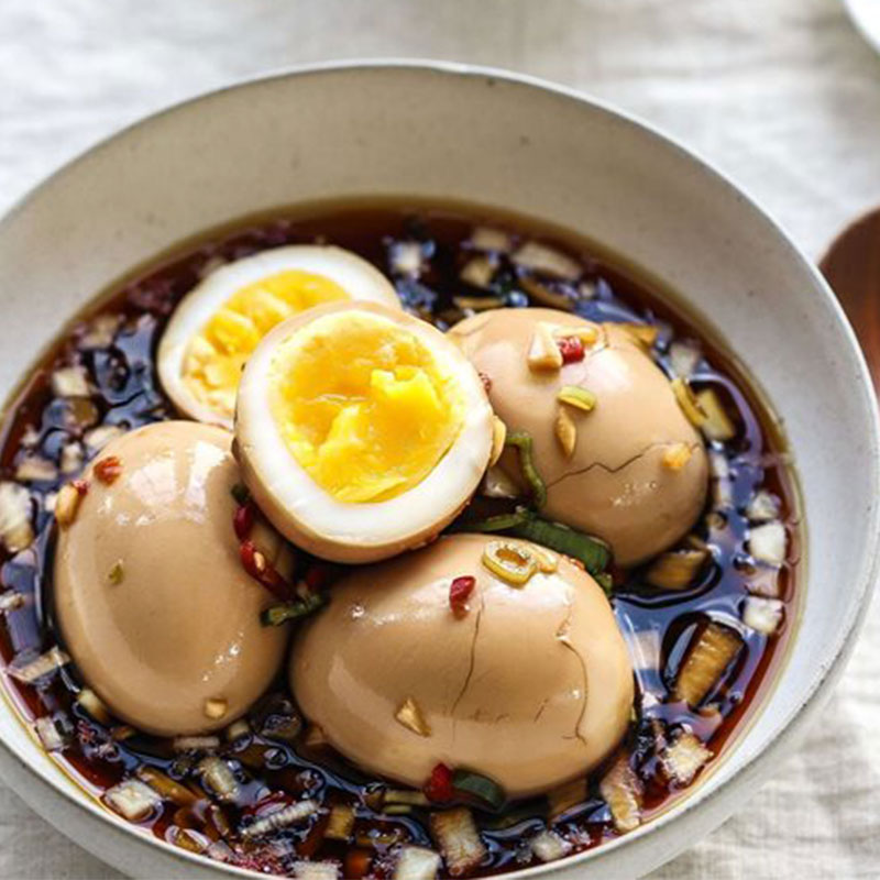 Làm trứng ngâm xì dầu đơn giản, thơm ngon tại nhà