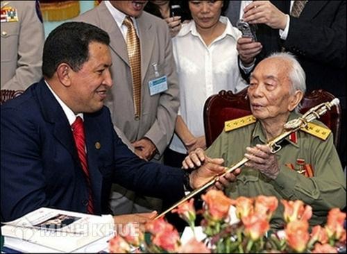 Hình ảnh đại tướng Võ Nguyễn Giáp