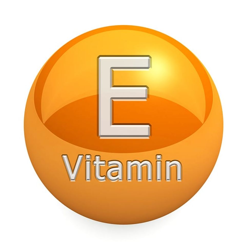 Cách uống vitamin E hiệu quả, an toàn
