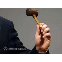 Cần sớm chấm dứt khoán trắng, làm thay trong hoạt động tố tụng