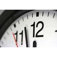 Một số vấn đề về thời gian triệu tập đương sự
