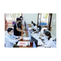 Các hình thức hành nghề của công chứng viên bao gồm?