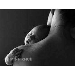 Làm mẹ nhẹ làm vợ?