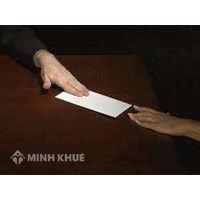Báo động nạn "biếu xén" quan chức