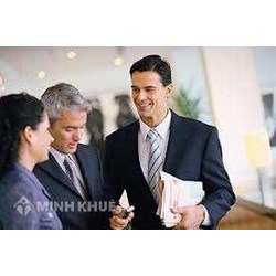 Hợp đồng thuê chuyên gia cao cấp