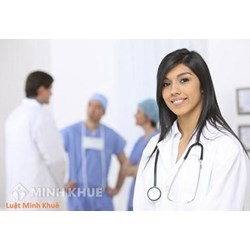 Bác sĩ làm gẫy chân thai nhi có khởi kiện được không ? 