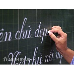 Đơn phương chấm dứt hợp đồng giảng dạy khi có cam kết làm việc 5 năm có phải bồi thường không  ? 