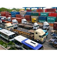 Có phải đăng ký kinh doanh vận tải hàng hóa hay không ?