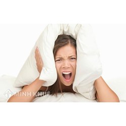 Hành vi gây ảnh hưởng đến sinh hoạt, sự yên tĩnh chung ?