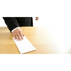 Bồi thường cho nhân viên khi công ty đóng cửa chi nhánh ?