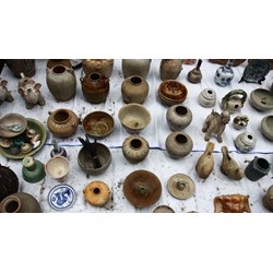 Người mua bán cổ vật trái phép thuộc di tích lịch sử trên lãnh thổ Việt Nam thì Chủ tịch Uỷ ban nhân dân tỉnh có quyền phạt không?