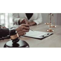 Người nộp đơn yêu cầu mở thủ tục phá sản có quyền yêu cầu Tòa cho thương lượng về việc rút đơn yêu cầu hay không?