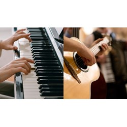 Đoạn văn tiếng Anh về sở thích chơi đàn Guitar hoặc Piano