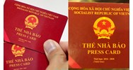 Thẩm quyền quyết định thu hồi thẻ nhà báo khi bị cơ quan tiến hành tố tụng quyết định khởi tố?